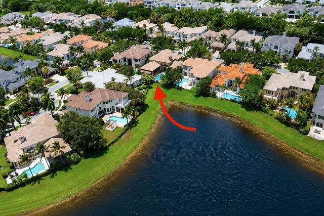17690 Middlebrook Way, Boca Raton, FL 33496