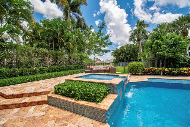 17690 Middlebrook Way, Boca Raton, FL 33496