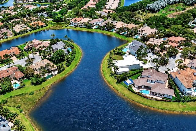 17690 Middlebrook Way, Boca Raton, FL 33496