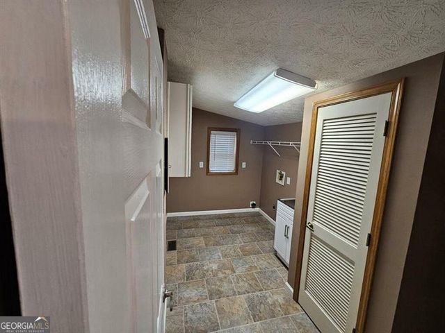 1505 Old Loganville Road, Loganville, GA 30052