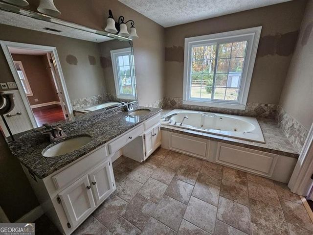 1505 Old Loganville Road, Loganville, GA 30052