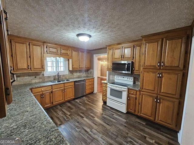 1505 Old Loganville Road, Loganville, GA 30052