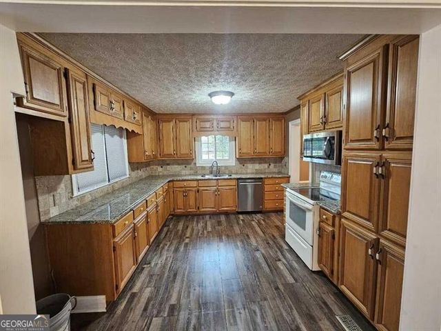 1505 Old Loganville Road, Loganville, GA 30052