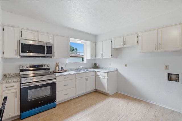 200 Russell Street, White Settlement, TX 76108