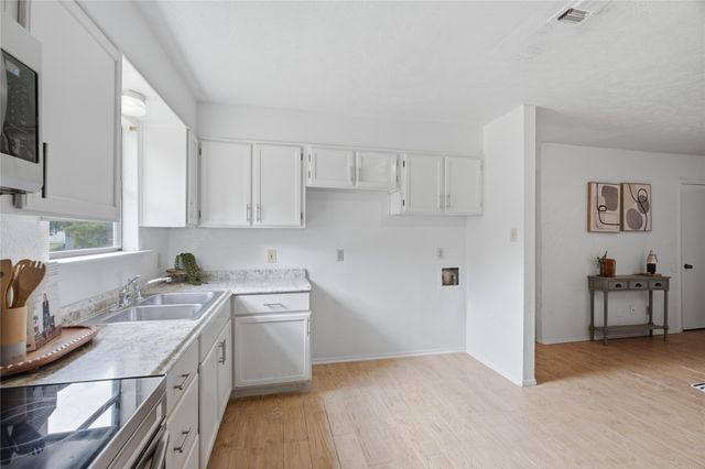200 Russell Street, White Settlement, TX 76108