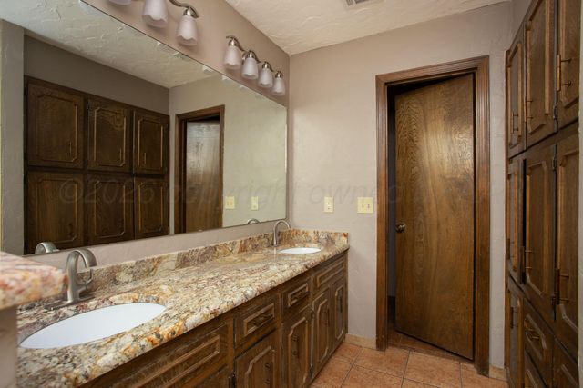 3704 Montague Drive, Amarillo, TX 79109