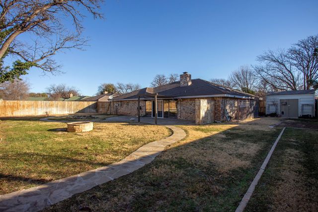 3704 Montague Drive, Amarillo, TX 79109