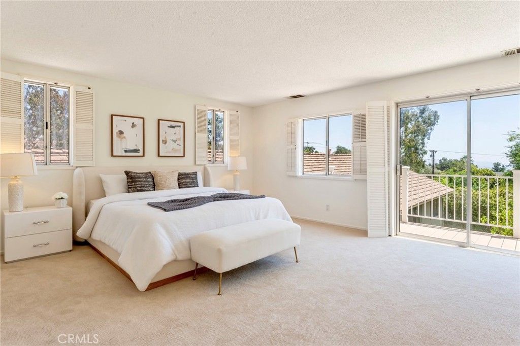 Image 25 of property listing at 561 Sierra Meadows, Sierra Madre, CA 91024