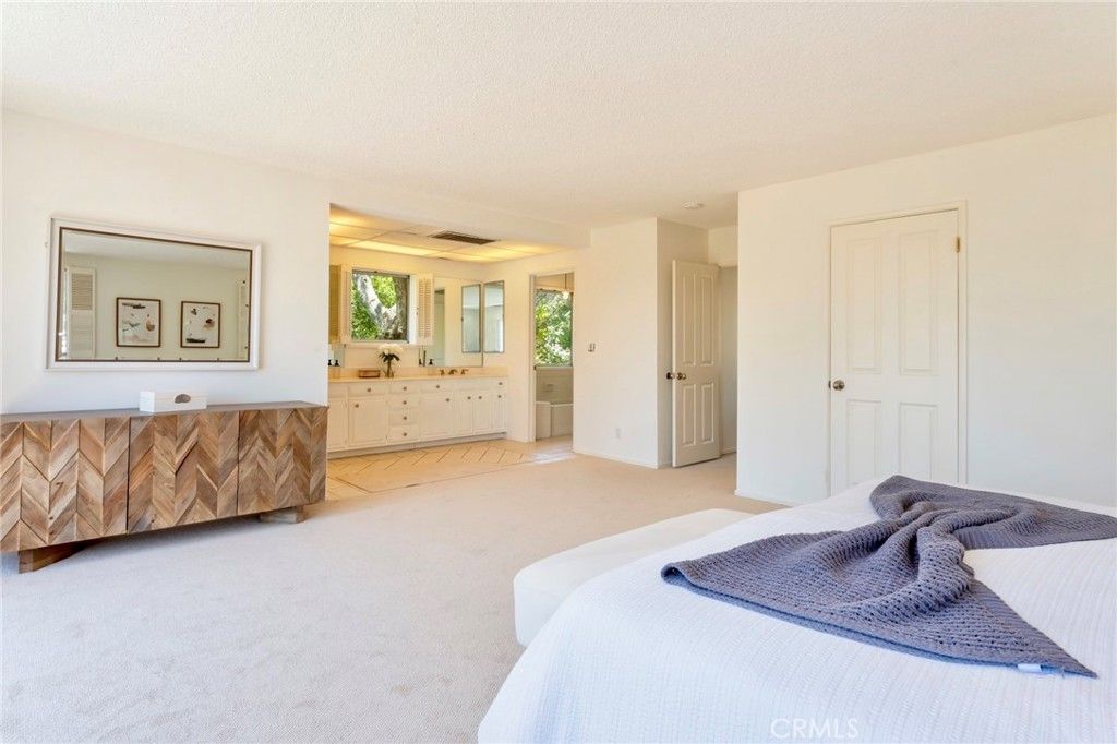 Image 26 of property listing at 561 Sierra Meadows, Sierra Madre, CA 91024