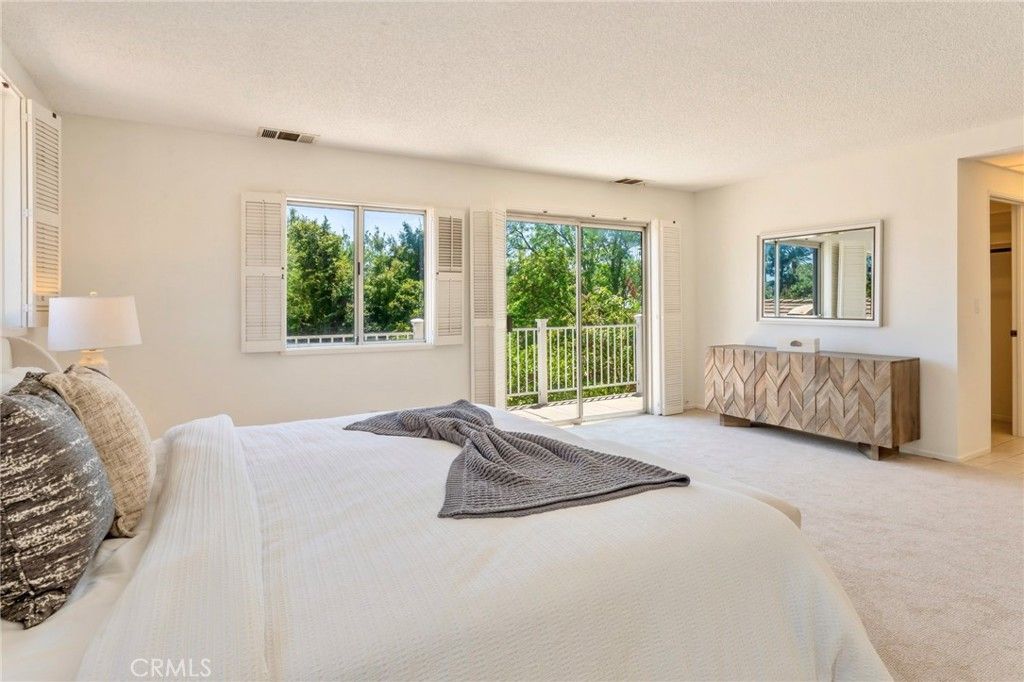 Image 27 of property listing at 561 Sierra Meadows, Sierra Madre, CA 91024