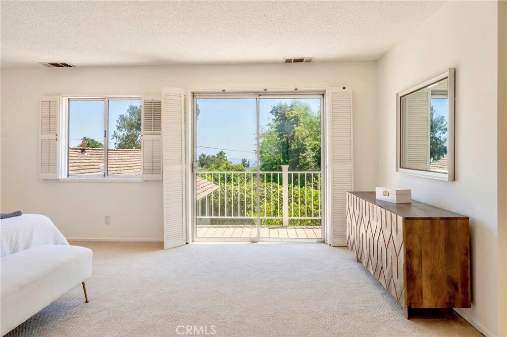 Image 28 of property listing at 561 Sierra Meadows, Sierra Madre, CA 91024