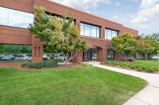 1200 Ridgefield Boulevard 200, Asheville, NC 28806