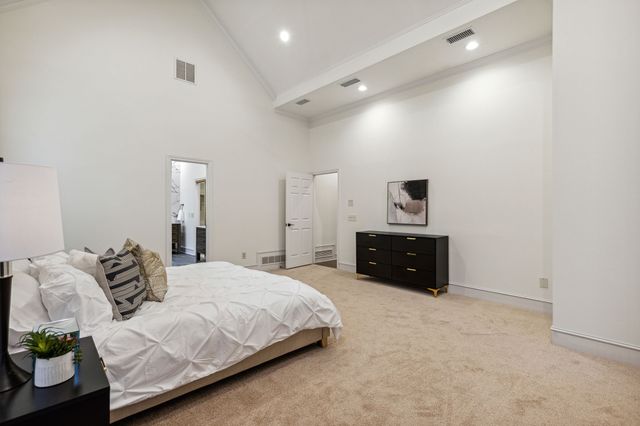 3921 Woodlawn Lane, Plano, TX 75025