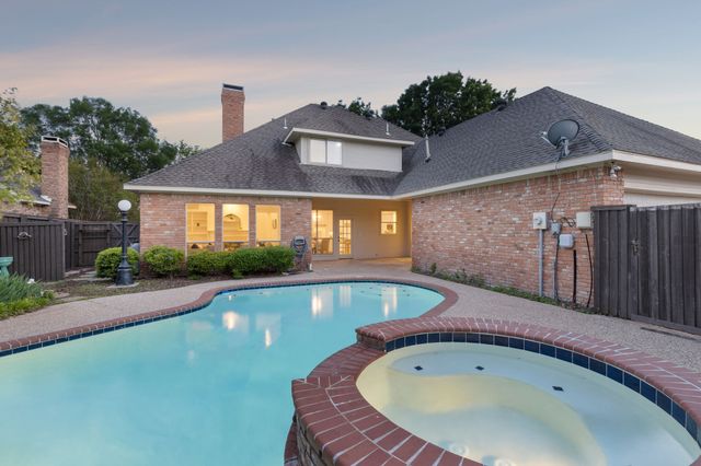 3921 Woodlawn Lane, Plano, TX 75025