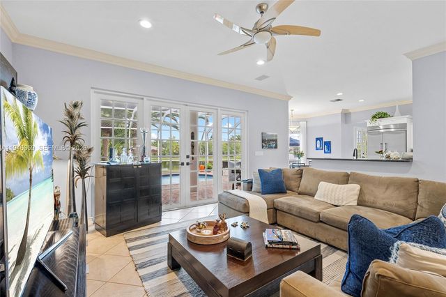 3905 Osprey Ct, Weston, FL 33331