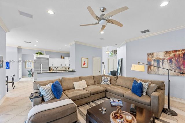 3905 Osprey Ct, Weston, FL 33331