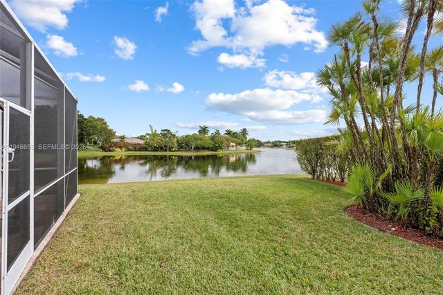 3905 Osprey Ct, Weston, FL 33331
