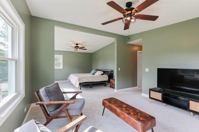 16 Crystal Ridge Drive, Crystal Lake, IL 60012