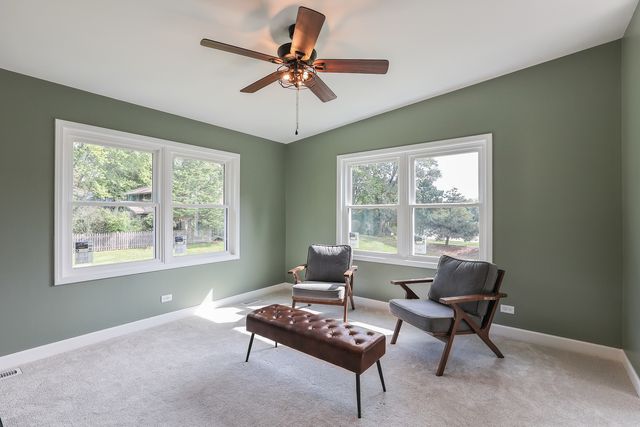 16 Crystal Ridge Drive, Crystal Lake, IL 60012