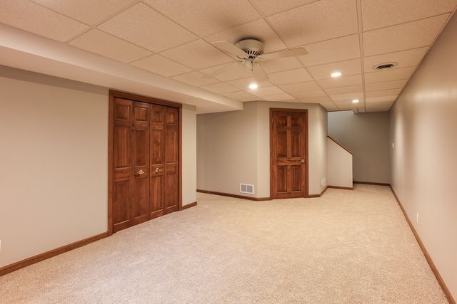 16 Crystal Ridge Drive, Crystal Lake, IL 60012