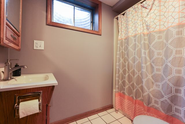 16 Crystal Ridge Drive, Crystal Lake, IL 60012
