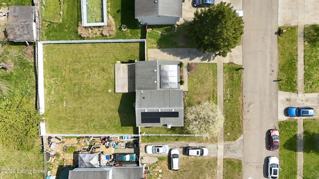 6305 Linstead Rd, Louisville, KY 40228