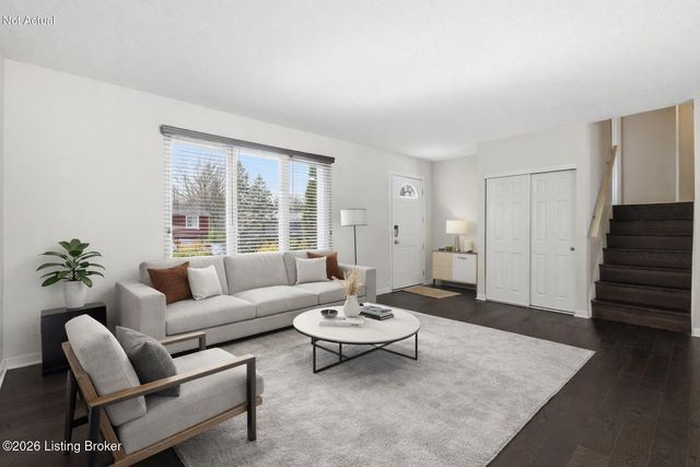 6305 Linstead Rd, Louisville, KY 40228