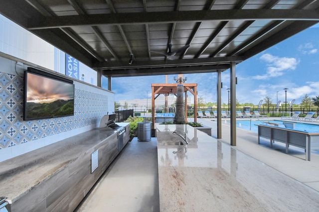 2020 Grandway Drive 8208, Katy, TX 77449