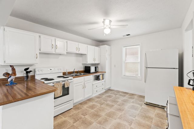 270 River Valley Road, Frankfort, KY 40601