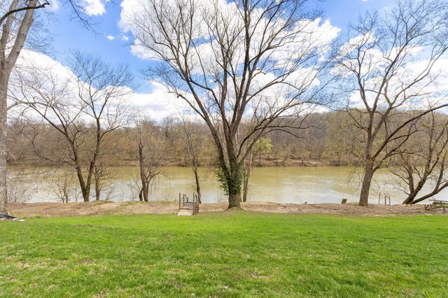 270 River Valley Road, Frankfort, KY 40601