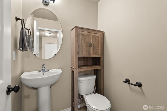 114 Lillian Lane SE, Rainier, WA 98576