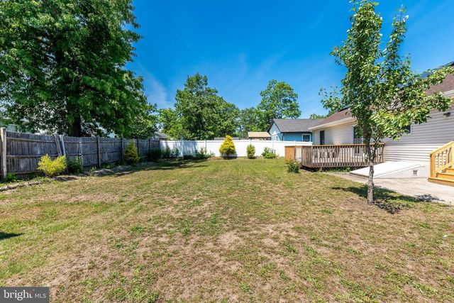 152 NAUTILUS DR, Manahawkin, NJ 08050