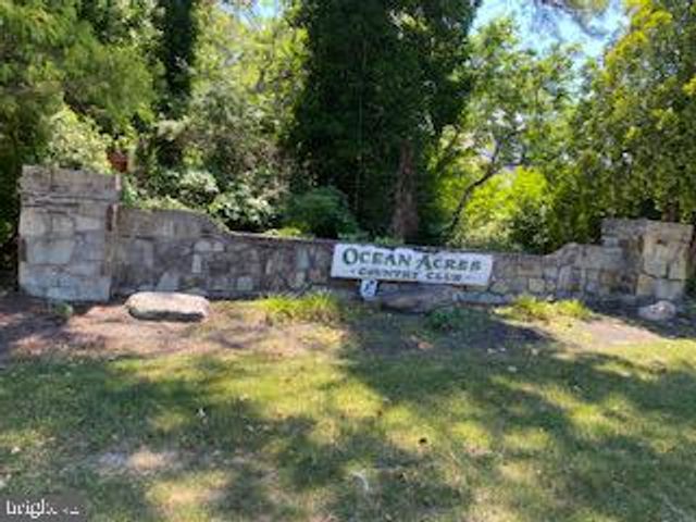 152 NAUTILUS DR, Manahawkin, NJ 08050