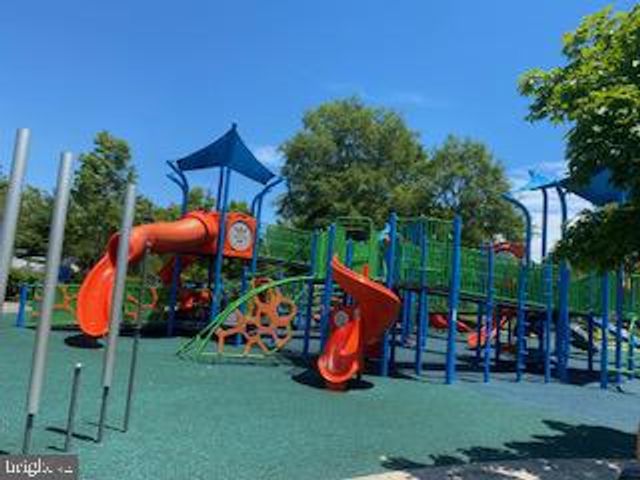 152 NAUTILUS DR, Manahawkin, NJ 08050