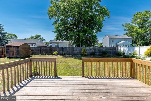 152 NAUTILUS DR, Manahawkin, NJ 08050
