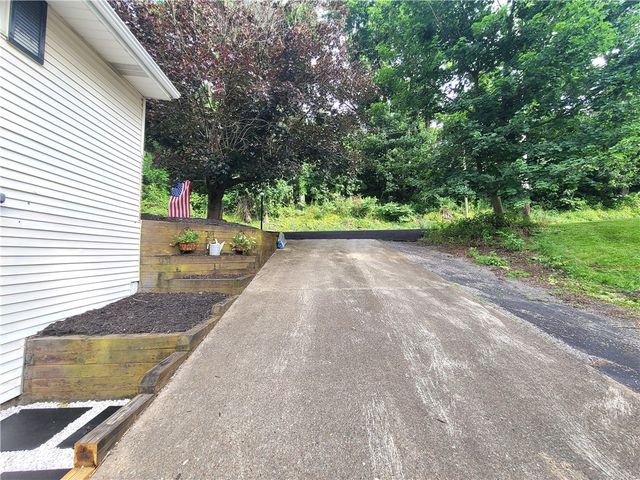 31 Penn Adamsburg Rd., Adamsburg, PA 15611