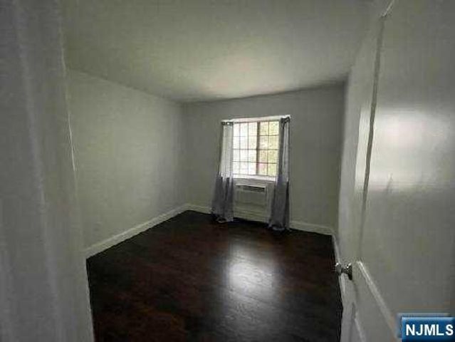 909 Thoreau Court 909, Mahwah, NJ 07430