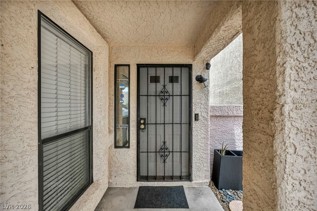 2804 Willow Wind Court, Las Vegas, NV 89117 — photo 5