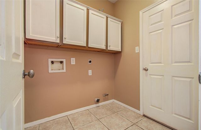 4731 Silverlake Drive, Sugar Land, TX 77479