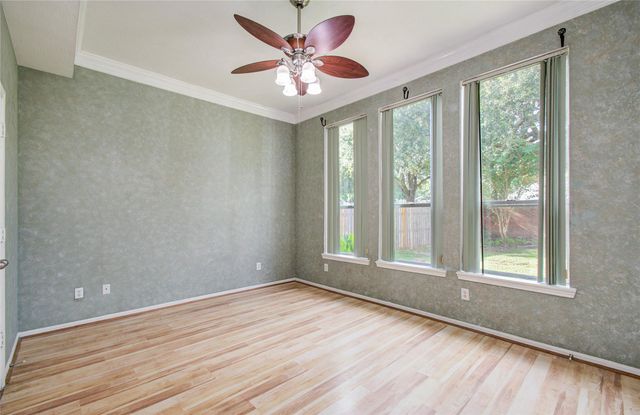 4731 Silverlake Drive, Sugar Land, TX 77479