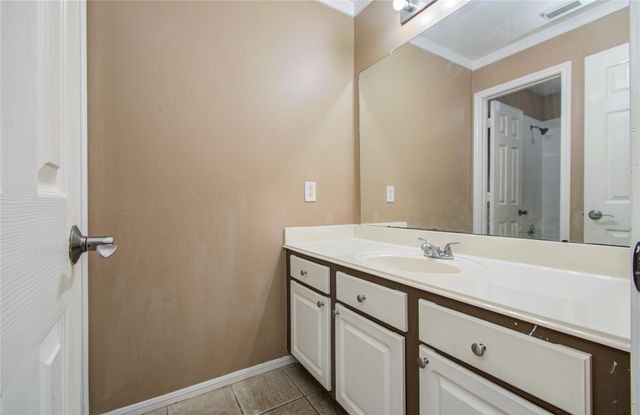 4731 Silverlake Drive, Sugar Land, TX 77479