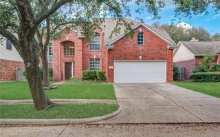 4731 Silverlake Drive, Sugar Land, TX 77479