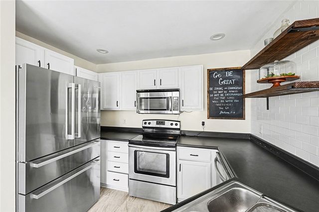 2460 Miami Village Drive, Miamisburg, OH 45342