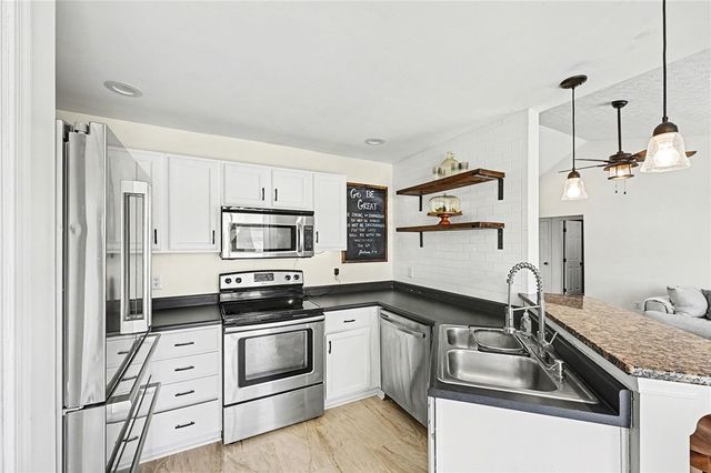 2460 Miami Village Drive, Miamisburg, OH 45342