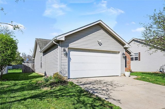 2460 Miami Village Drive, Miamisburg, OH 45342