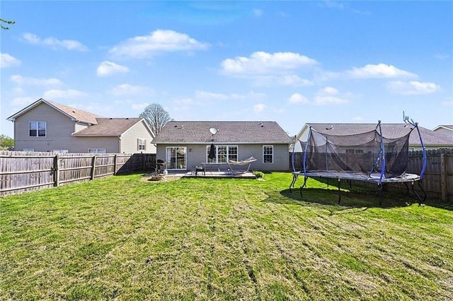 2460 Miami Village Drive, Miamisburg, OH 45342