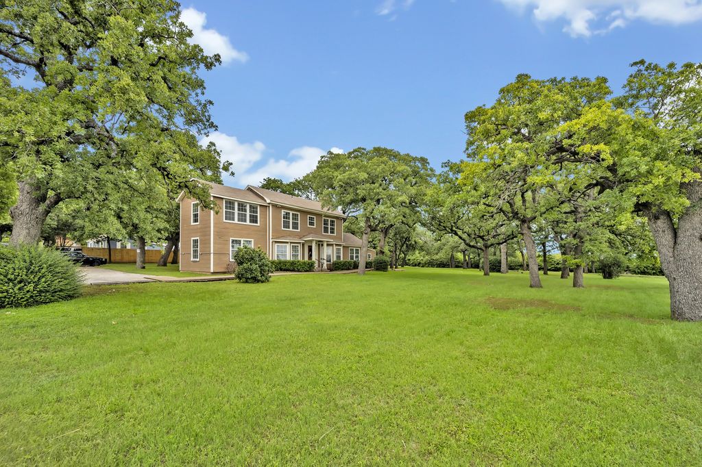 7101 E Lancaster Avenue, Fort Worth, TX 76112