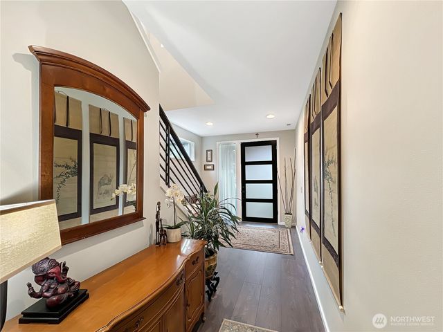 24834 237th Lane SE, Maple Valley, WA 98038