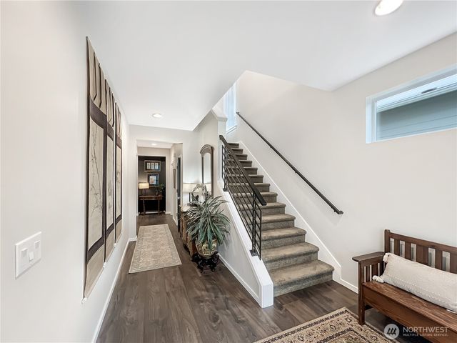 24834 237th Lane SE, Maple Valley, WA 98038