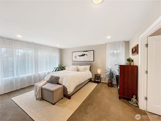 24834 237th Lane SE, Maple Valley, WA 98038